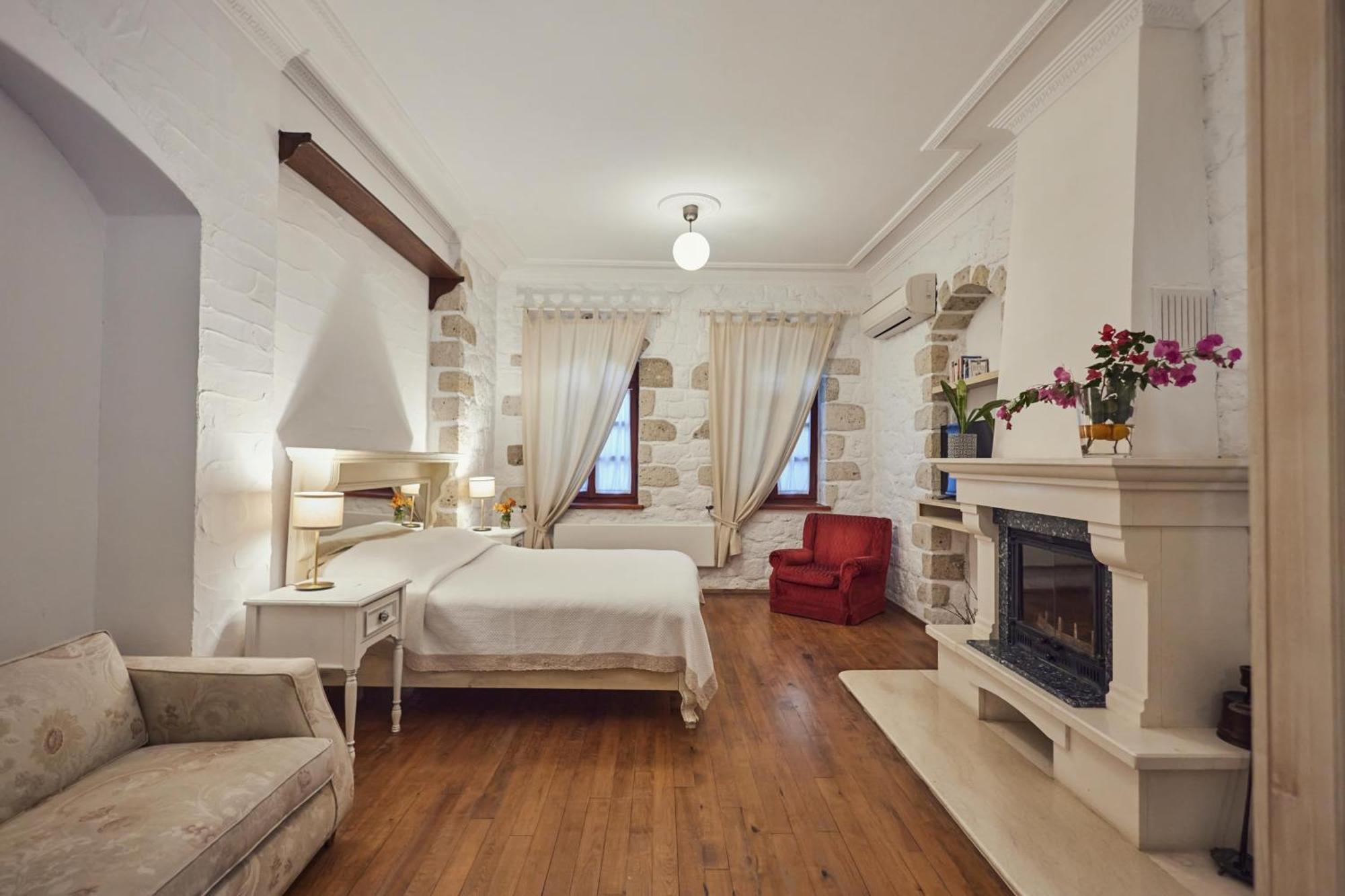 Alacati Zeytin Konak Hotel ภายนอก รูปภาพ